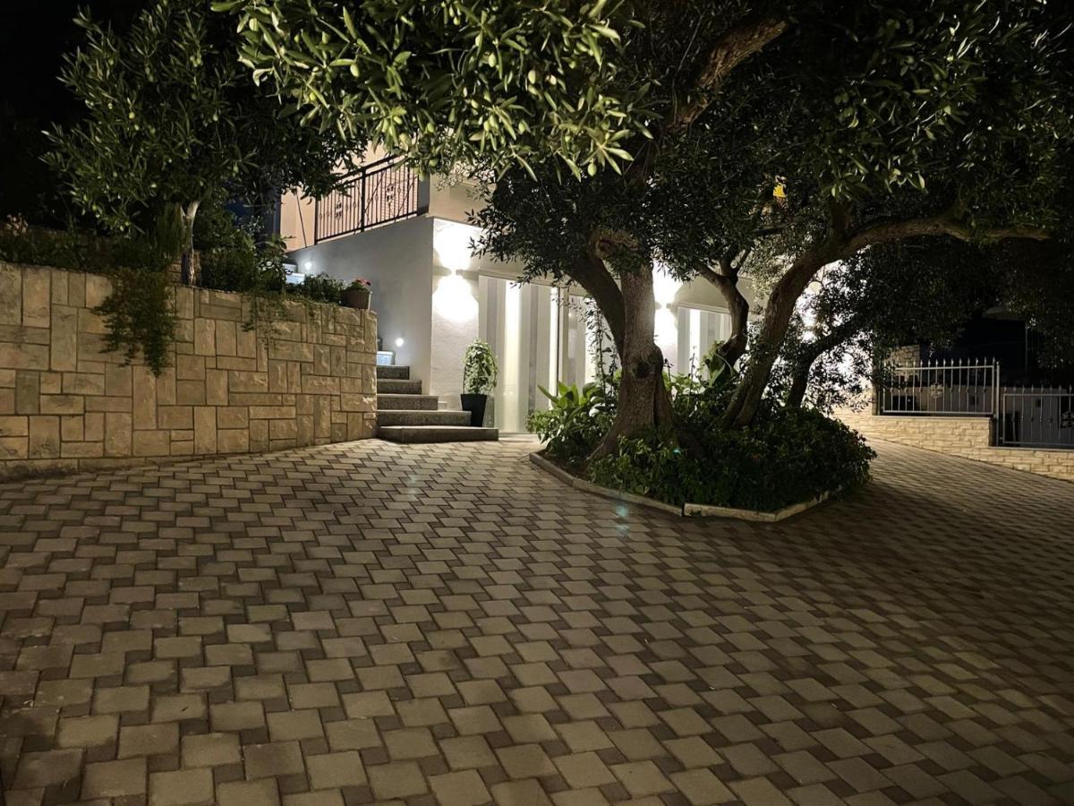 Tole Villa โปดาซา ภายนอก รูปภาพ